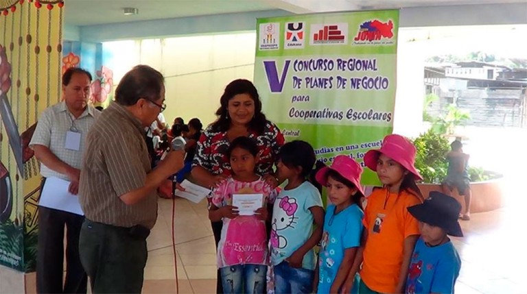 JUNIN: Participación de los estudiantes en ferias, concursos y eventos de difusión